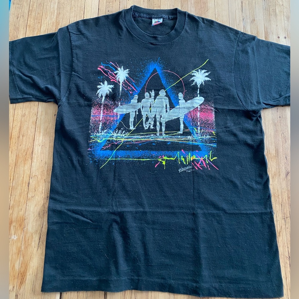 1988 vintage surf by Gerardin sportswear single stitched